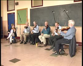 Máire O'Keeffe's fiddle class - Monday ; Lecture: The music and songs of the Aran Islands [videor...