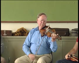 Máire O'Keeffe's fiddle class - Wednesday, part 2 [videorecording] / Máire O'Keeffe ; [various pe...